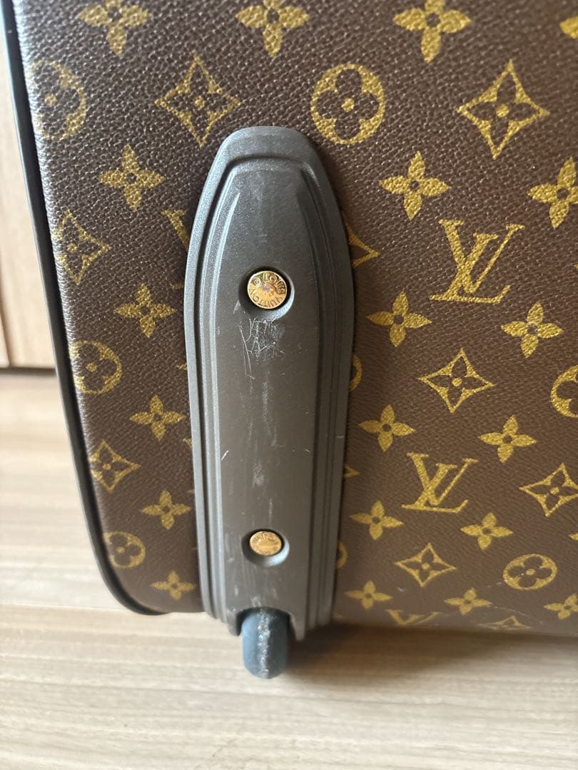 【ちゃんはる】Louis Vuitton 2輪キャリーケース