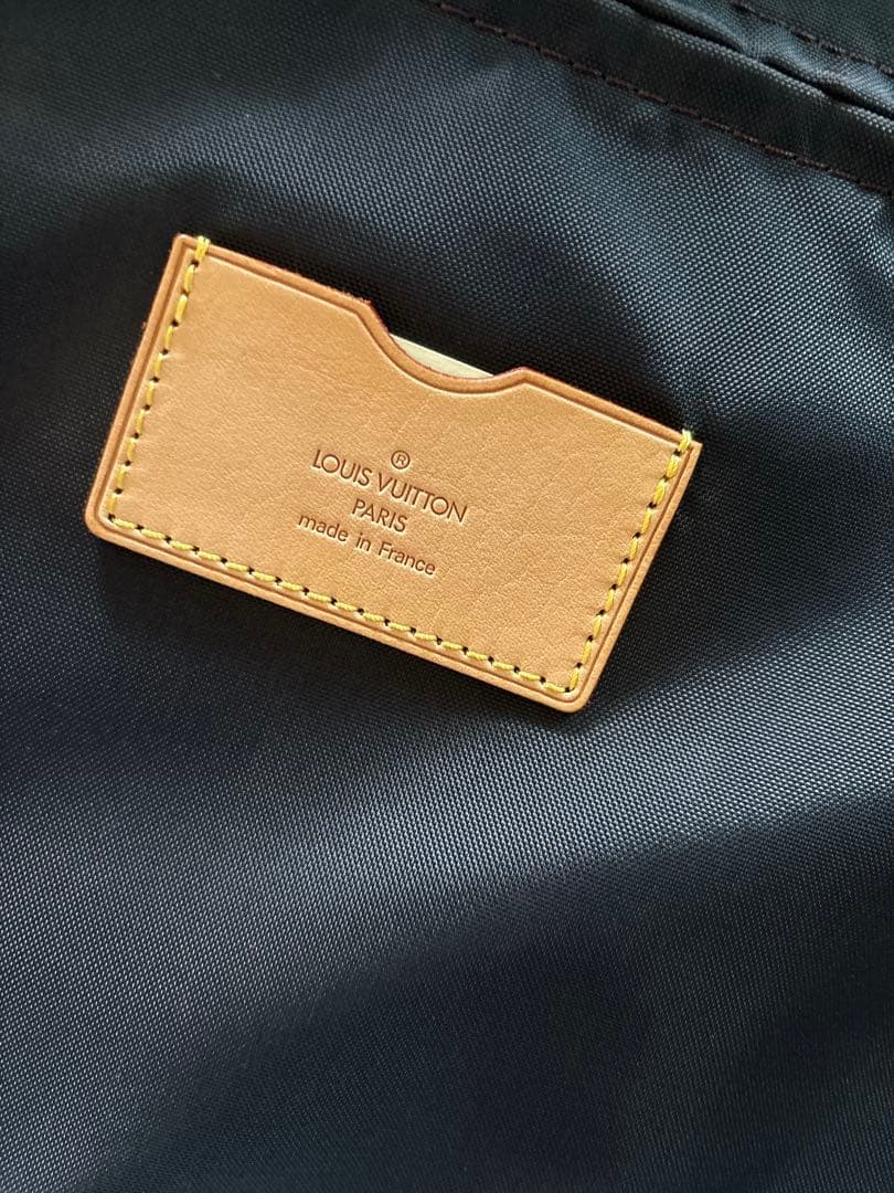 【ちゃんはる】Louis Vuitton 2輪キャリーケース