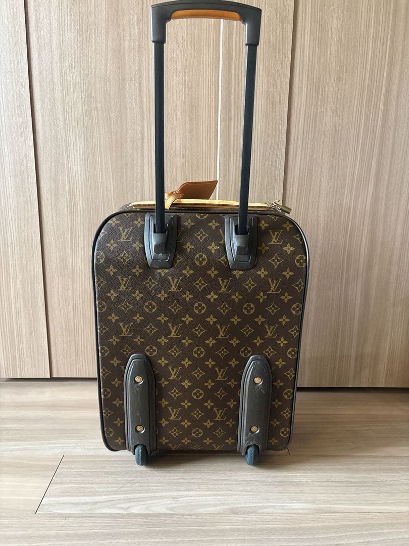 【ちゃんはる】Louis Vuitton 2輪キャリーケース
