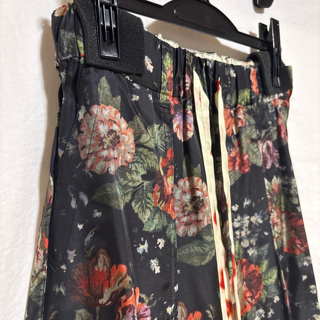 カレンテージ　フラワープリントパンツ