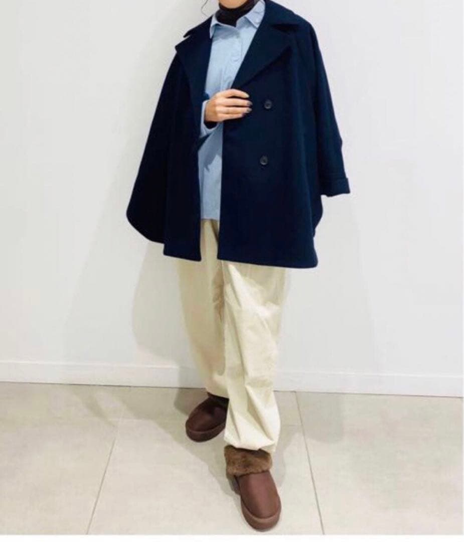 新品　ジーユー　コージーメルトンケープコート　M