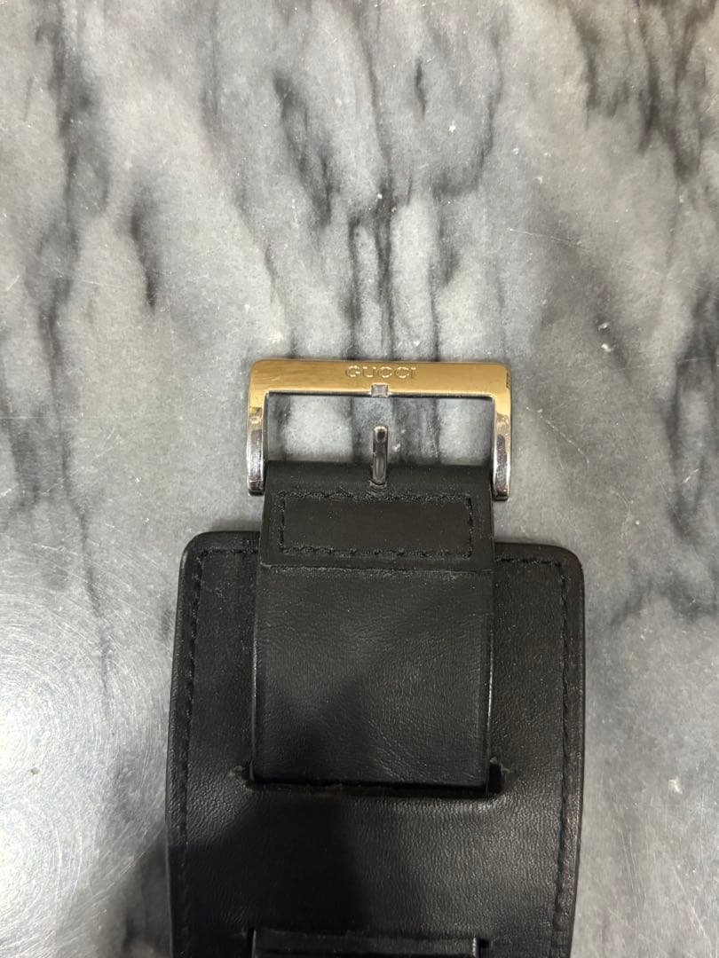 GUCCI 腕時計 7700M レザーベルト 黒