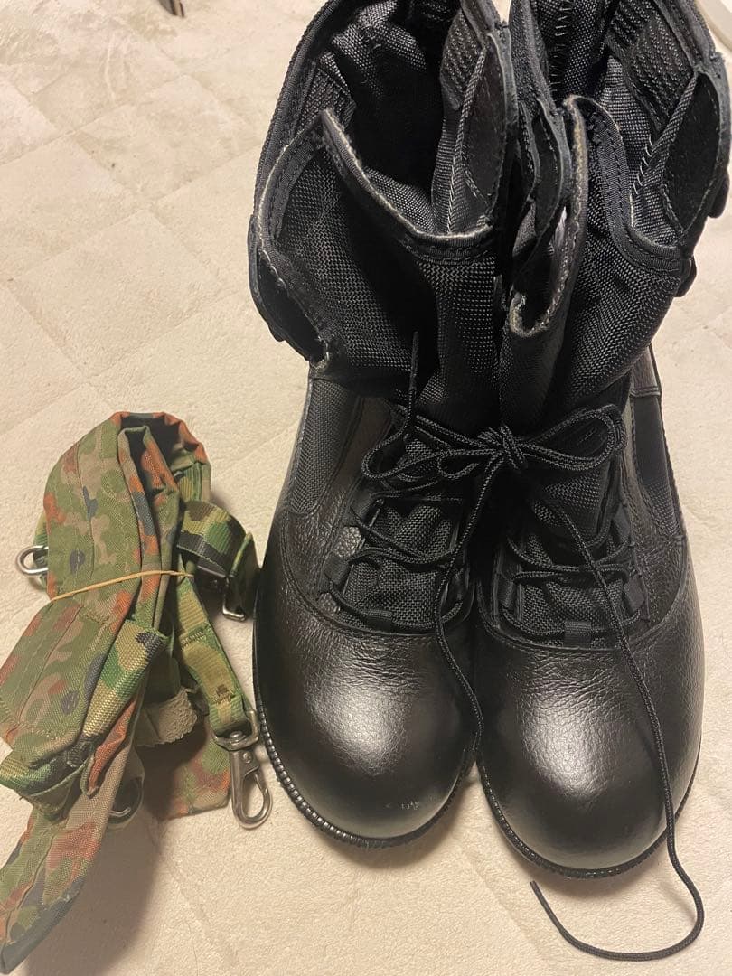 たなかブラックミリタリーブーツ 迷彩ストラップ付き