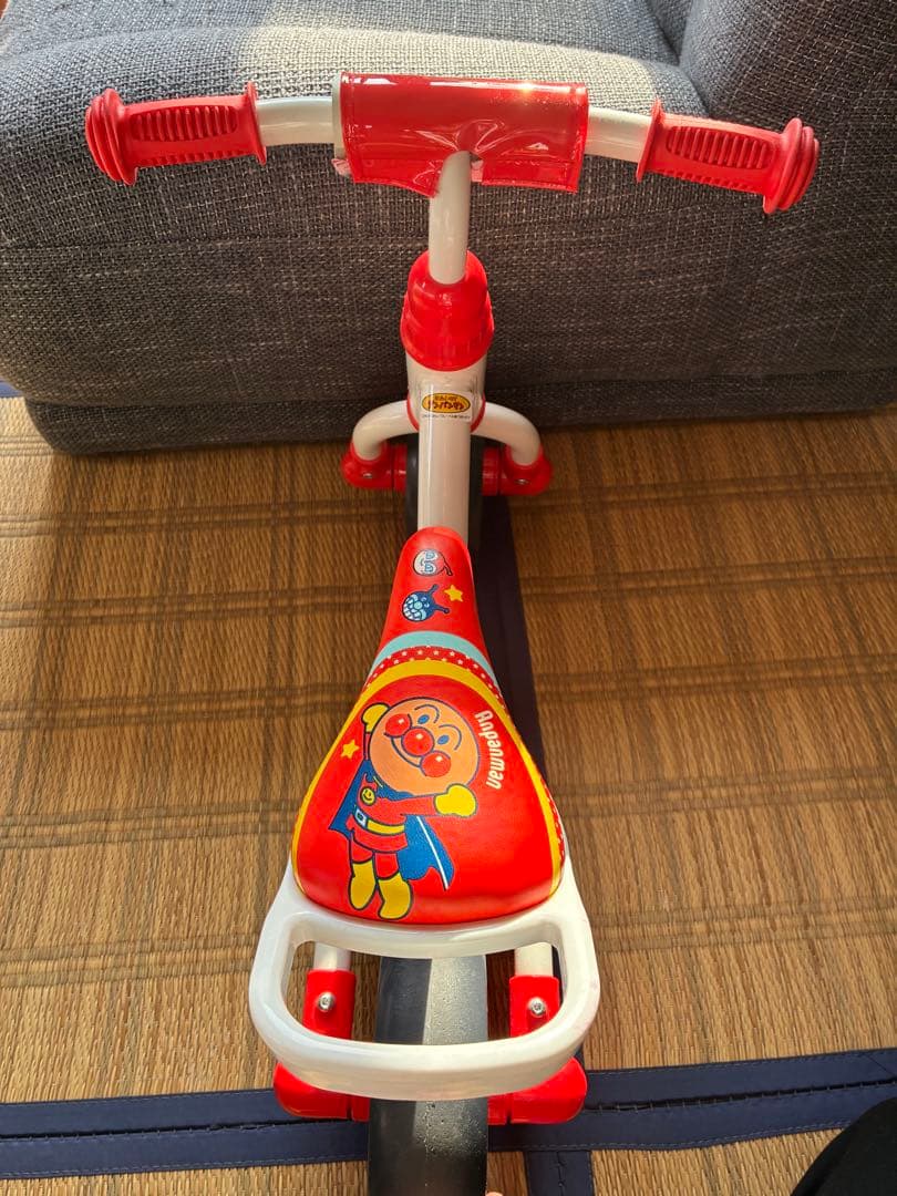 な*ち様 アンパンマン二輪車+ヘルメット