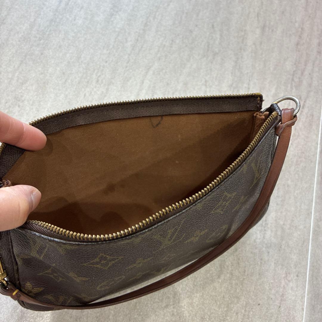 Louis Vuittonヴィトン モノグラム ポシェット アクセソワール
