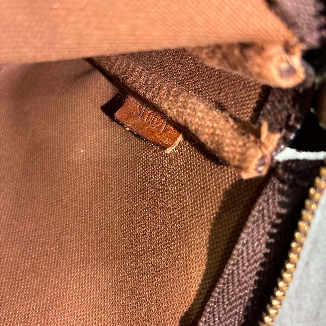 Louis Vuittonヴィトン モノグラム ポシェット アクセソワール