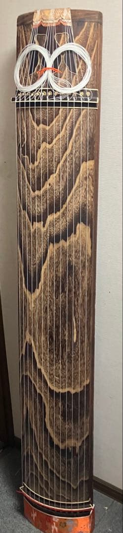 値引き！お琴 縁取り葉 ￼並甲 すだれ彫り 舌に金蒔絵が綺麗と見栄えと音色の良い