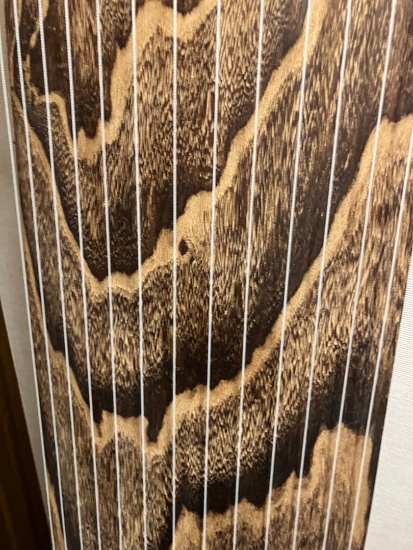 値引き！お琴 縁取り葉 ￼並甲 すだれ彫り 舌に金蒔絵が綺麗と見栄えと音色の良い