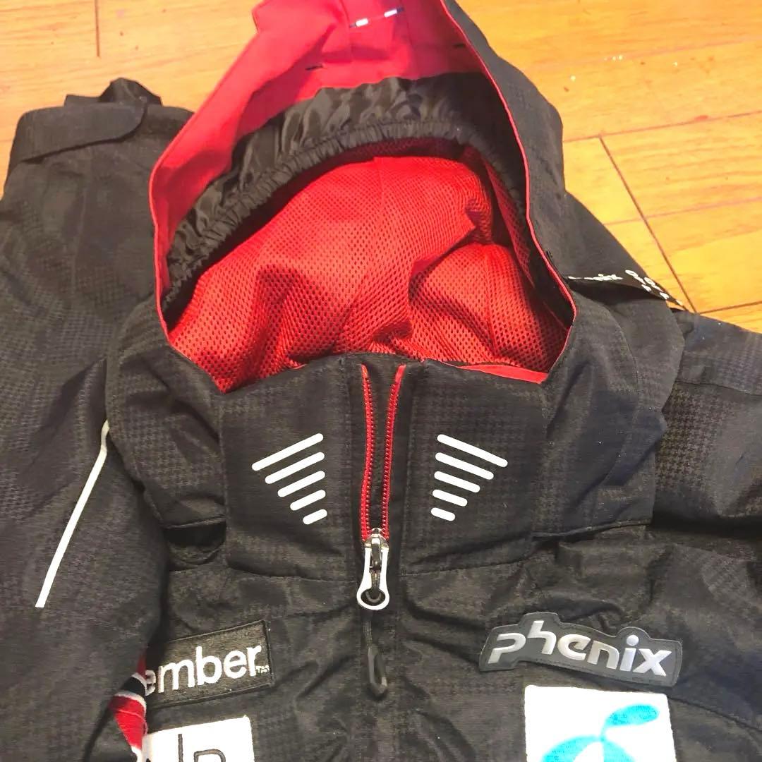 一度使用だけ❣️美品❣️子供用スキーウェア(上下セット)140cm おまけ付き