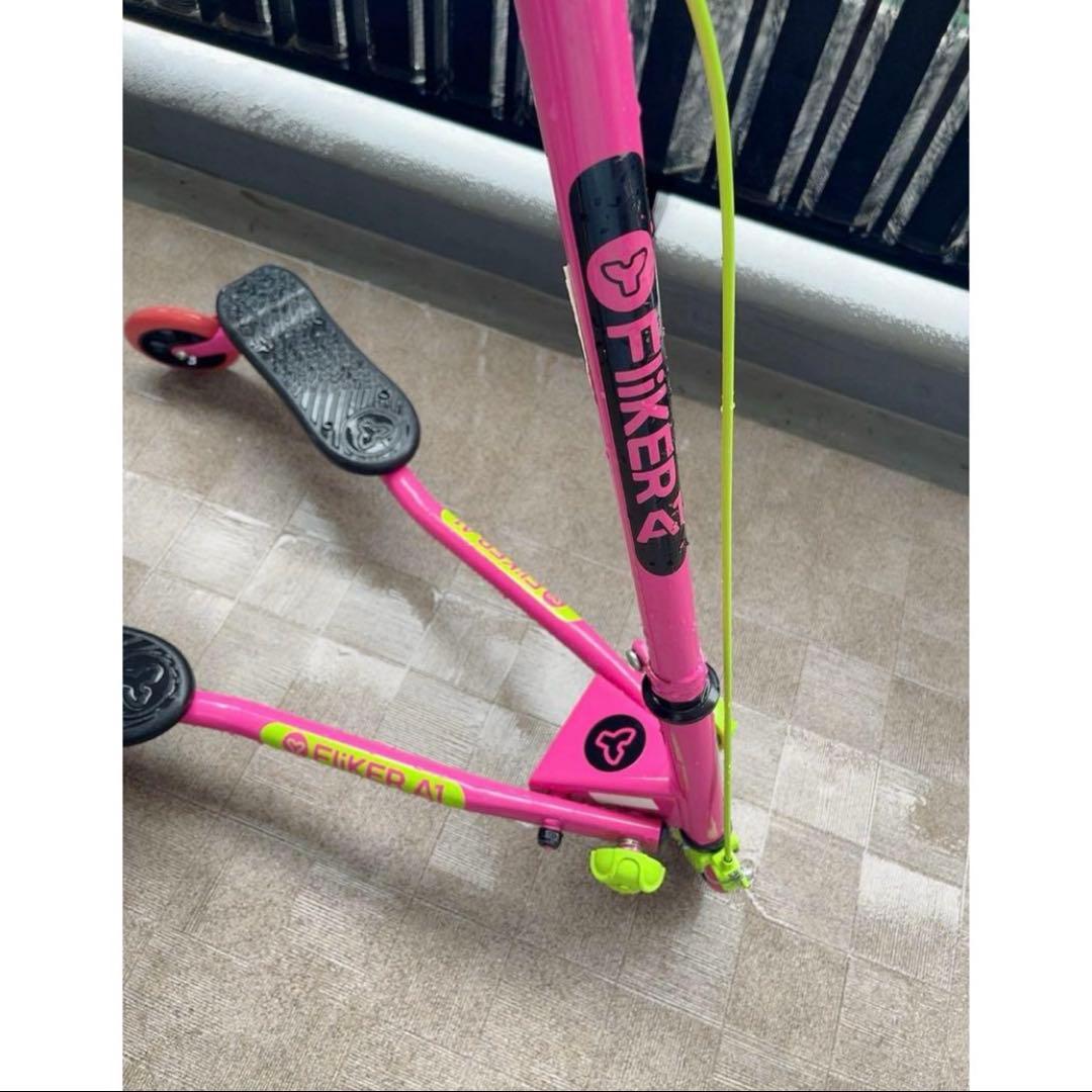 Fliker YフリッカーA1 キックスクーター