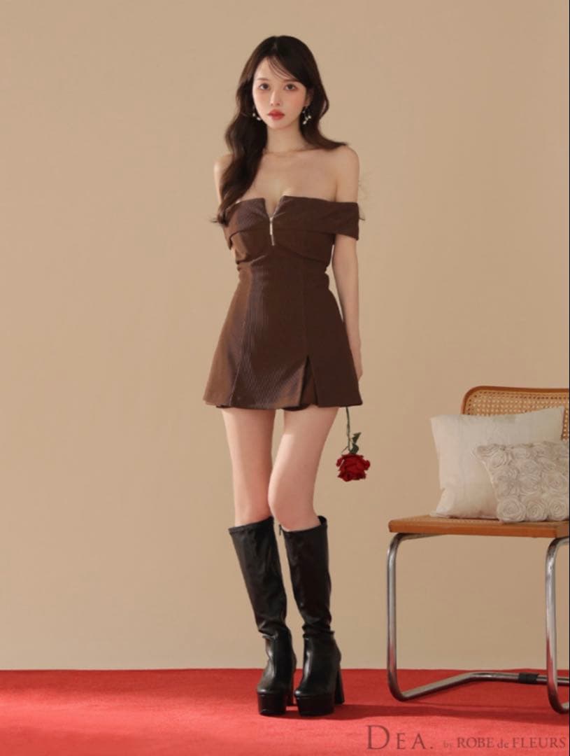 バストジップオフショルセットアップフレアミニキャバドレス