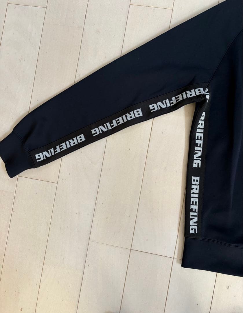 超美品❗️BRIEFING GOLF サイドロゴ　クルーネック