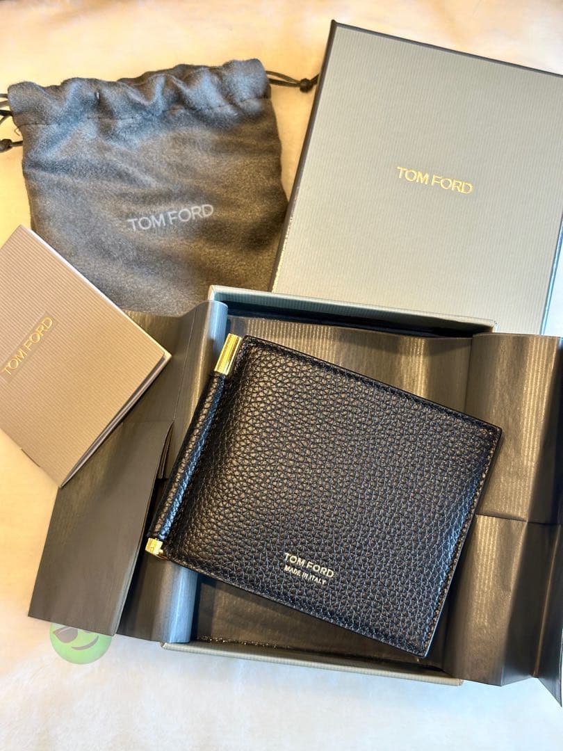 今月末出品終了 TOM FORDトムフォード　マネークリップ　二つ折り財布