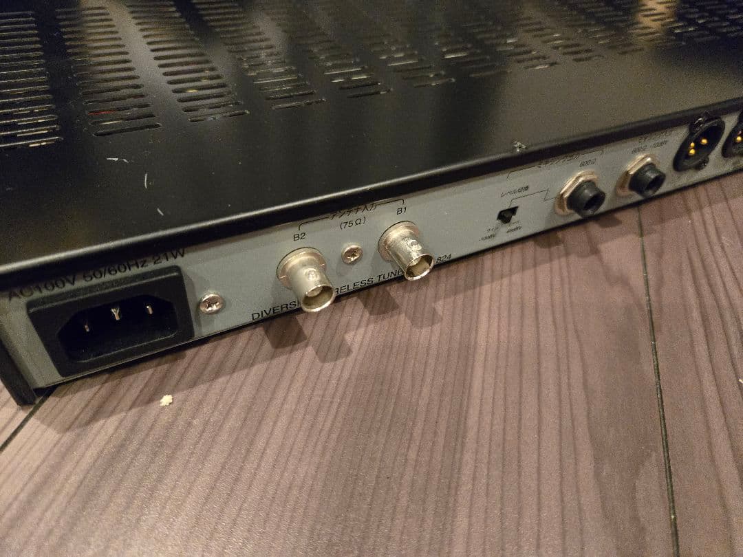 【TOA】トーアワイヤレスチューナーWT-1824受信機ダイバーシティ