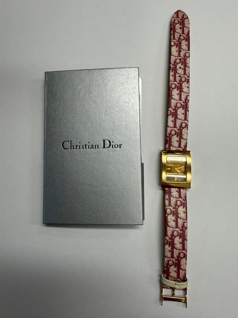 Christian Dior 腕時計 ケース内部に曇り有り