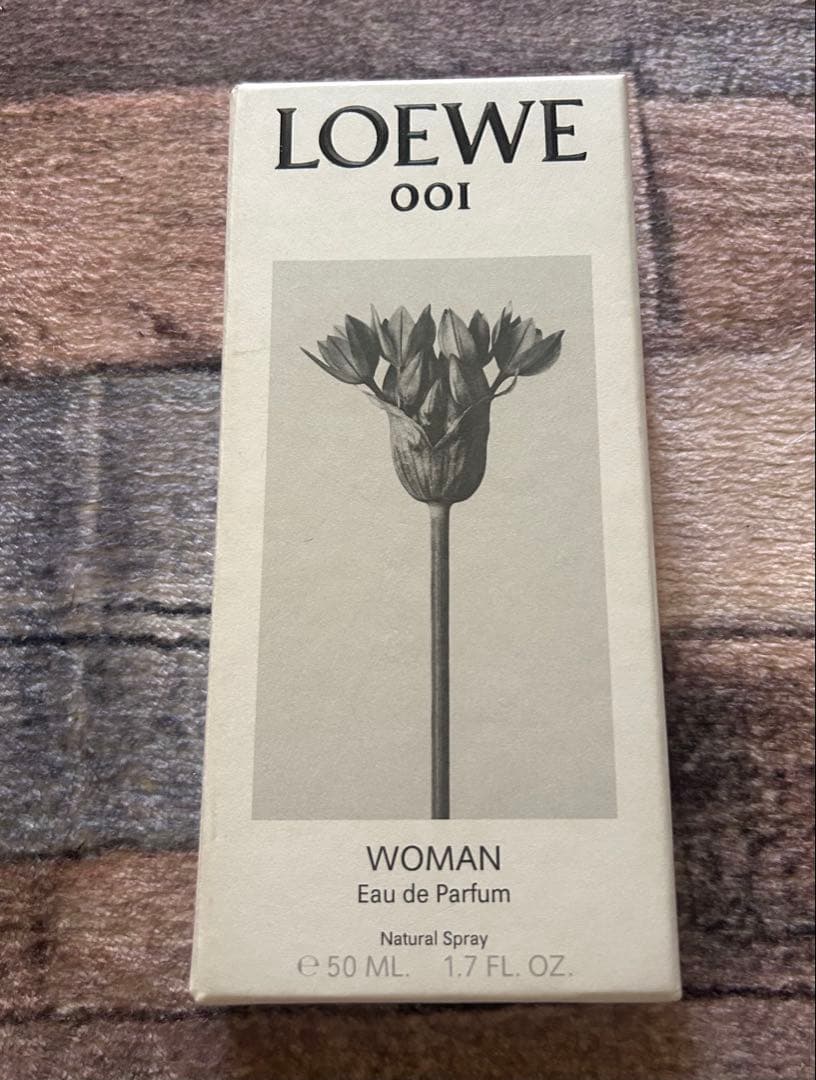 ロエベ001ウーマン 50ml