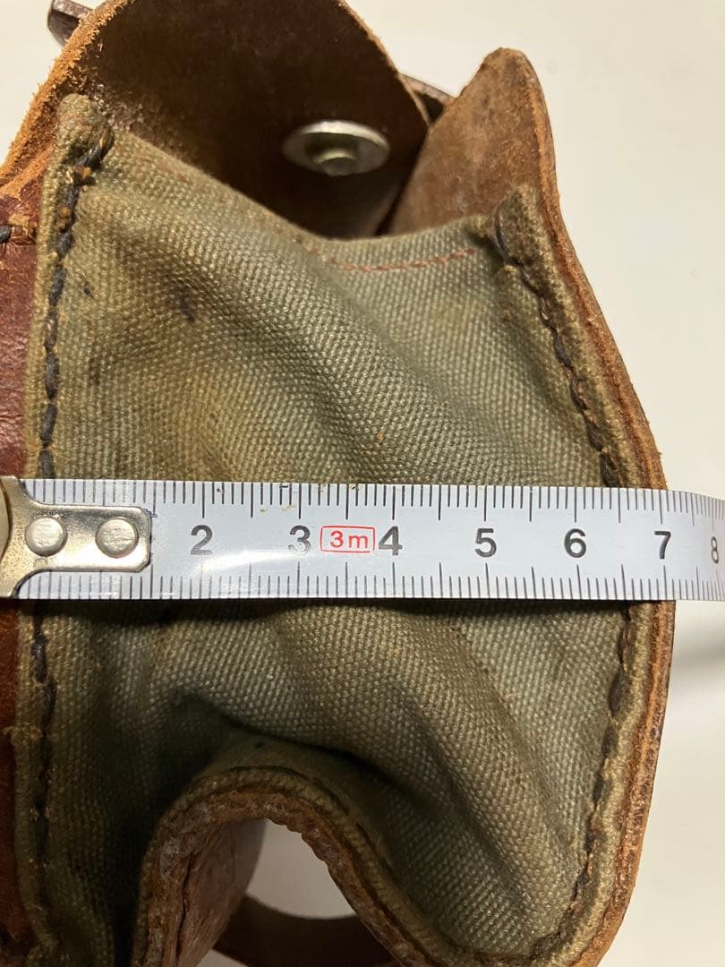 スウェーデン軍　5連　レザー　バンダリア　カオスポーチ　実物　官給品　50's