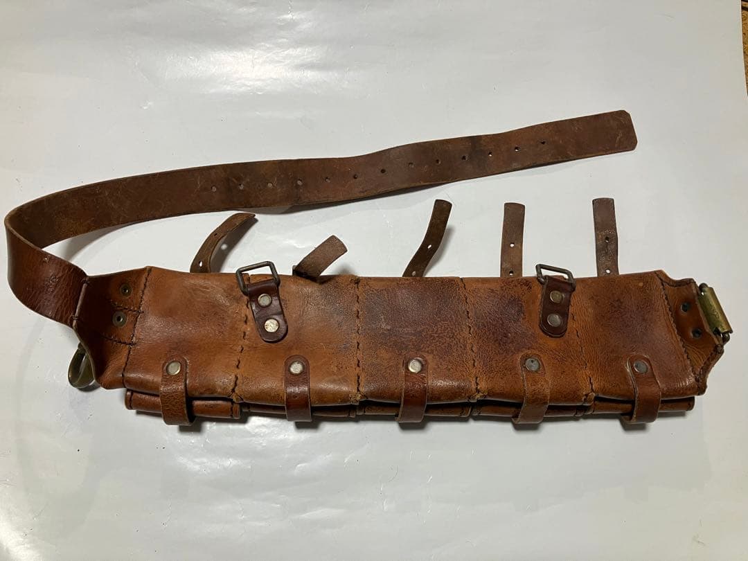 スウェーデン軍　5連　レザー　バンダリア　カオスポーチ　実物　官給品　50's