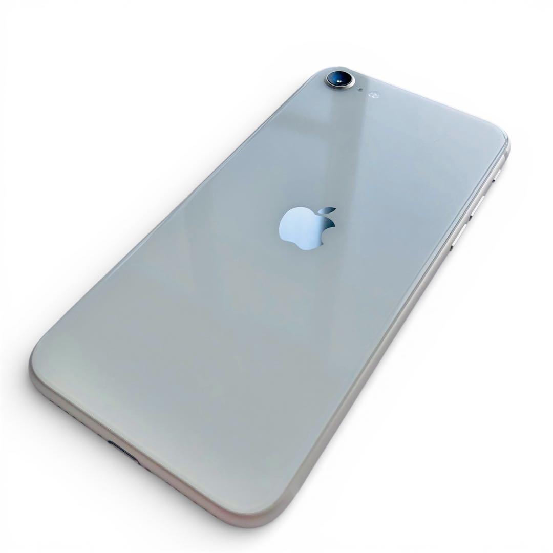 iPhone SE 第3世代　64GB
