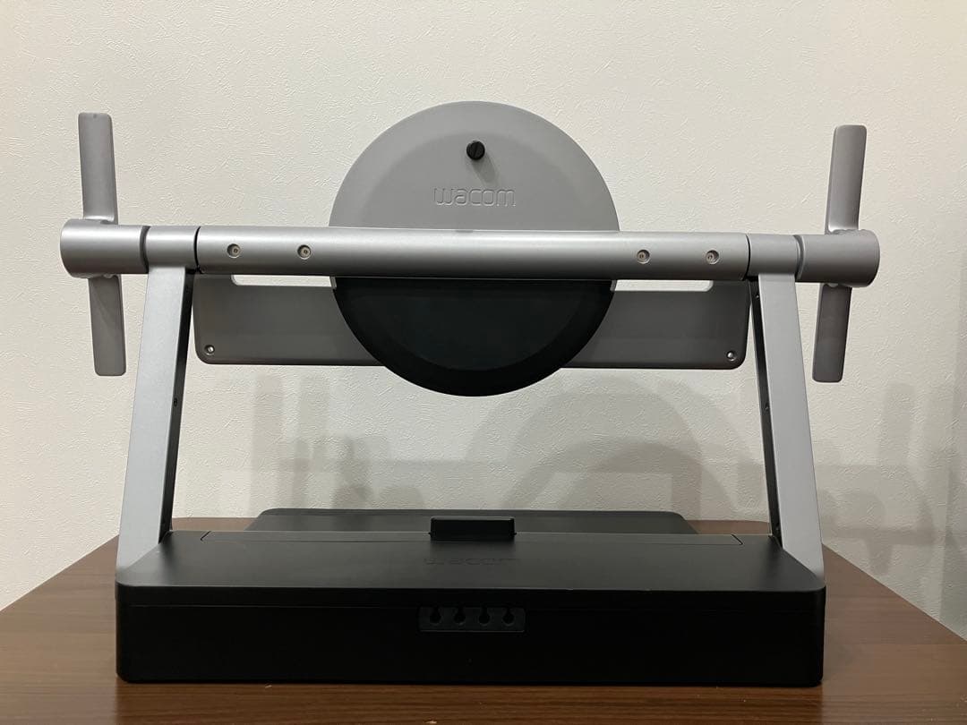 Wacom Ergo Stand　cintiq pro 24