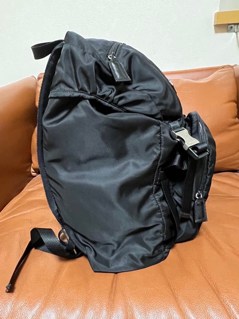 美品 PRADA プラダ リュック バックパック 三角ロゴ
