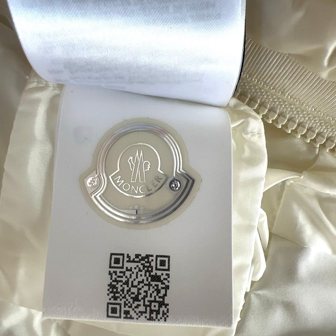 モンクレール　ベスト