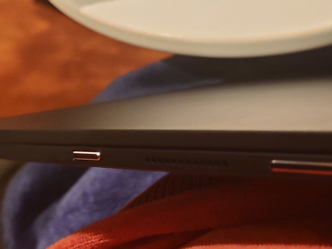 Lenovo Yoga Book（ヨガブック）純正箱・動作確認済み