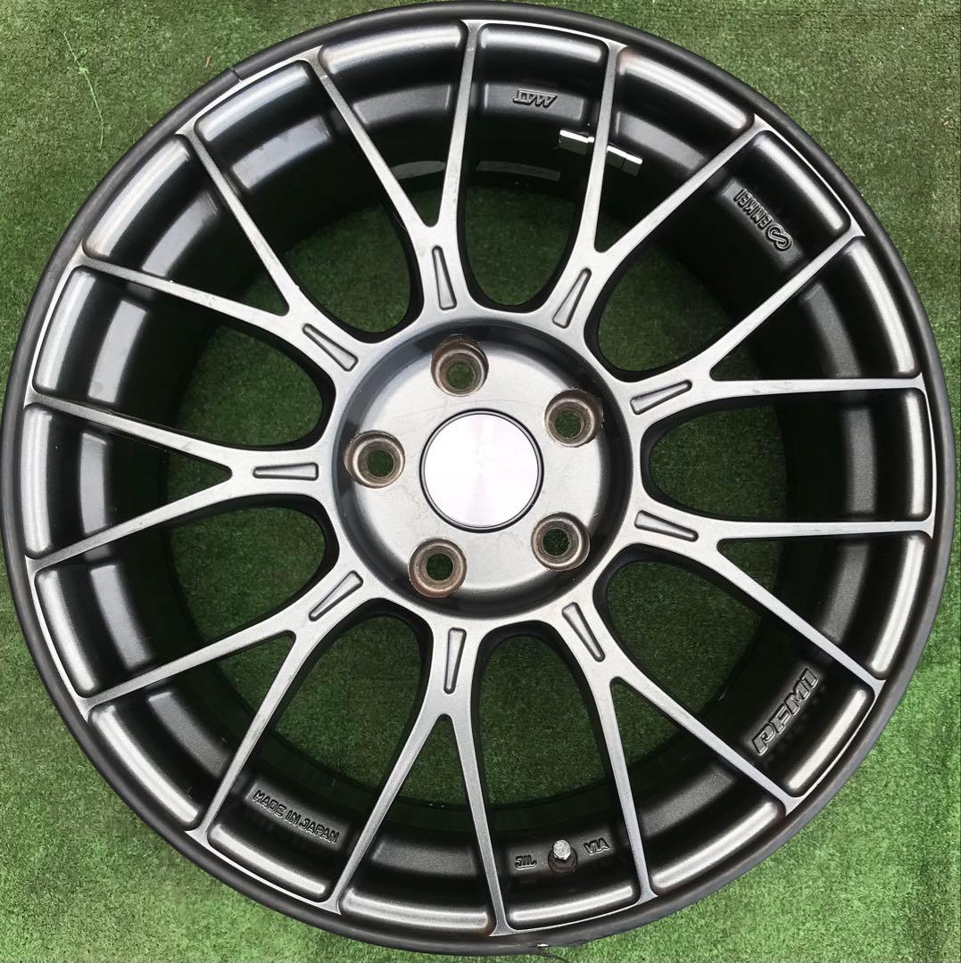 ENKEI PFM1、 M.A.T. Process 17インチアルミホイール