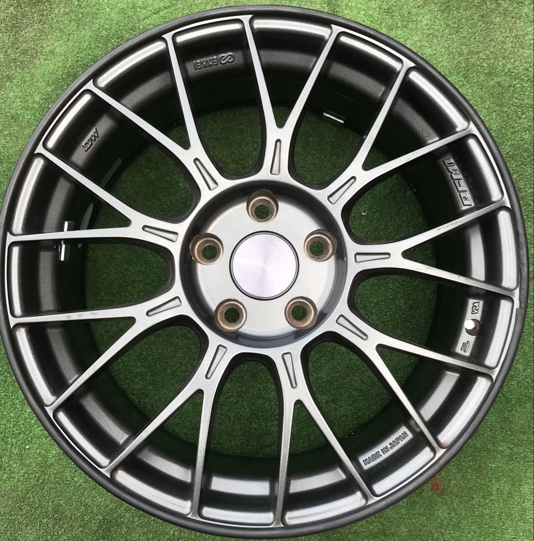 ENKEI PFM1、 M.A.T. Process 17インチアルミホイール