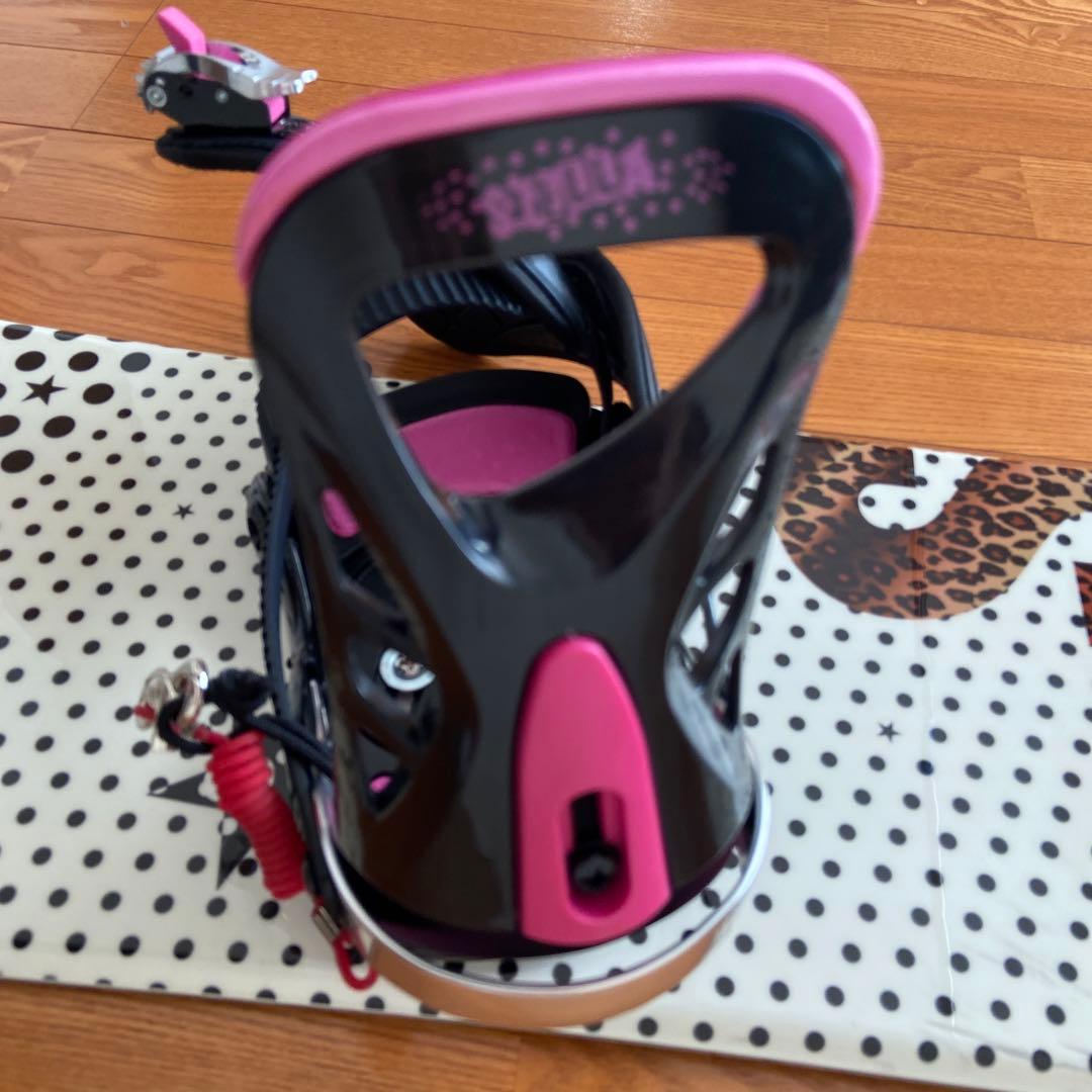 スノーボード Sサイズ 白黒水玉　ケース付き