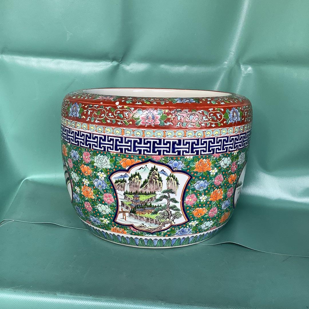 カラフルな火鉢、 7-090