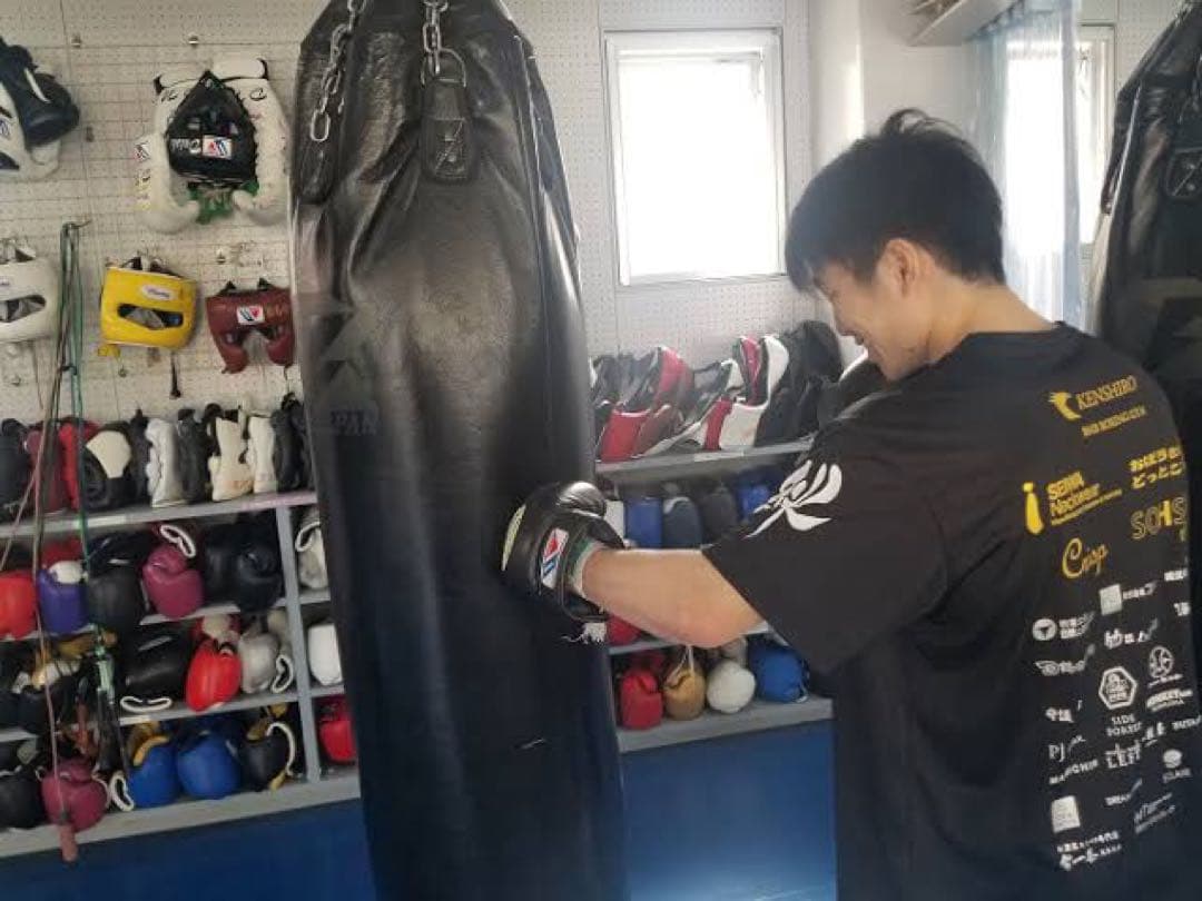 入手困難 寺地拳四朗着用 非売品スポンサー契約ロゴTEE