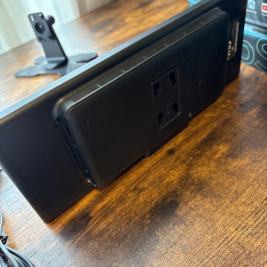 Ottocast OttoScreen 車載ディスプレイ　ポータブルディスプレイ