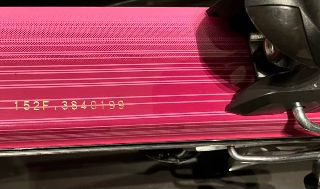 スキー板とストック、袋セット　150cm