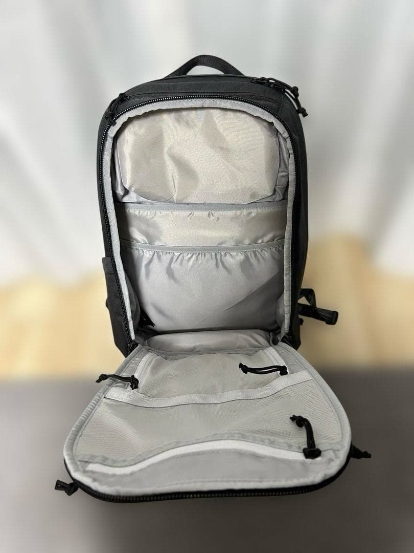 【極美品】ELECOM MNL CITY PACK ビジネスリュック