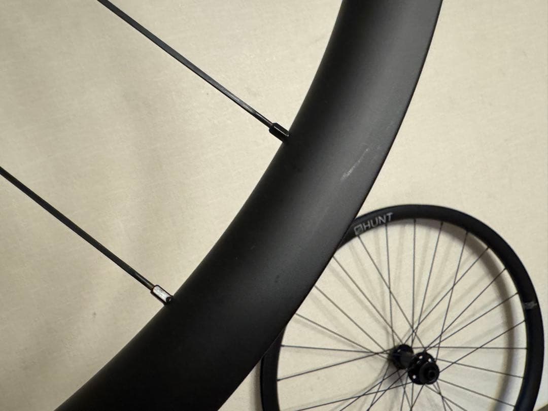 HUNT 30 CARBON GRAVEL DISC ホイール