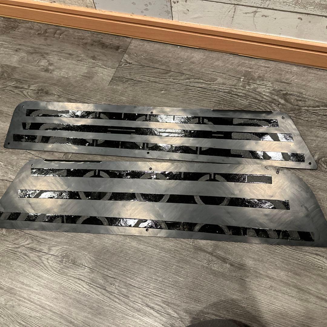 MDF アルミチェッカープレート（ブラック塗装仕様）デリカD5後期