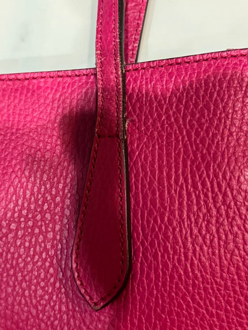 Gucciレザーピンク トートバッグA4入ります保存袋付き