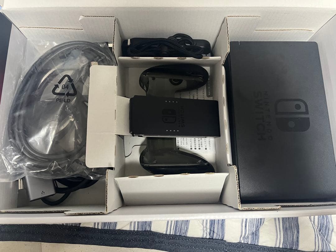 Nintendo Switchイエロー