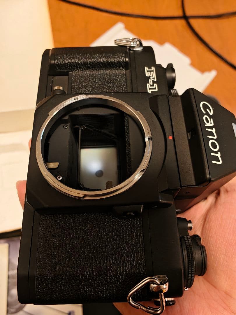 Canon New F-1 フィルム一眼レフカメラ