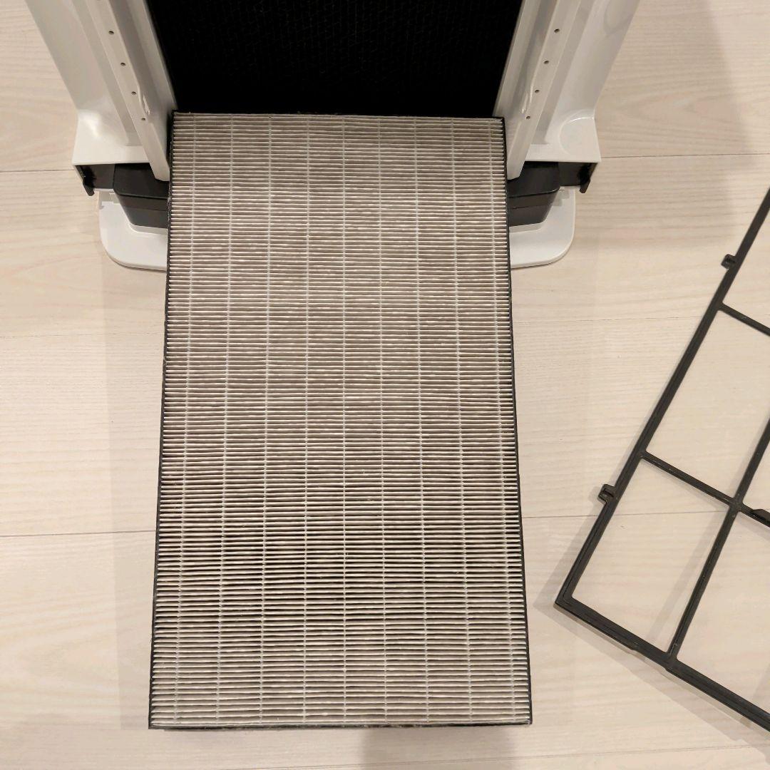 【美品】ダイキン ACK70X-W 2021年式 空気清浄機 DAIKIN