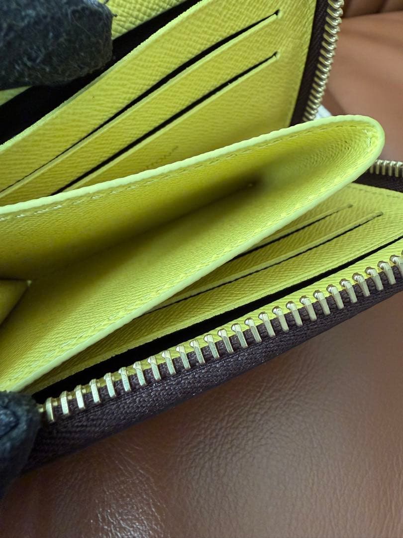 Louis Vuitton ポルトフォイユノアコンパクト