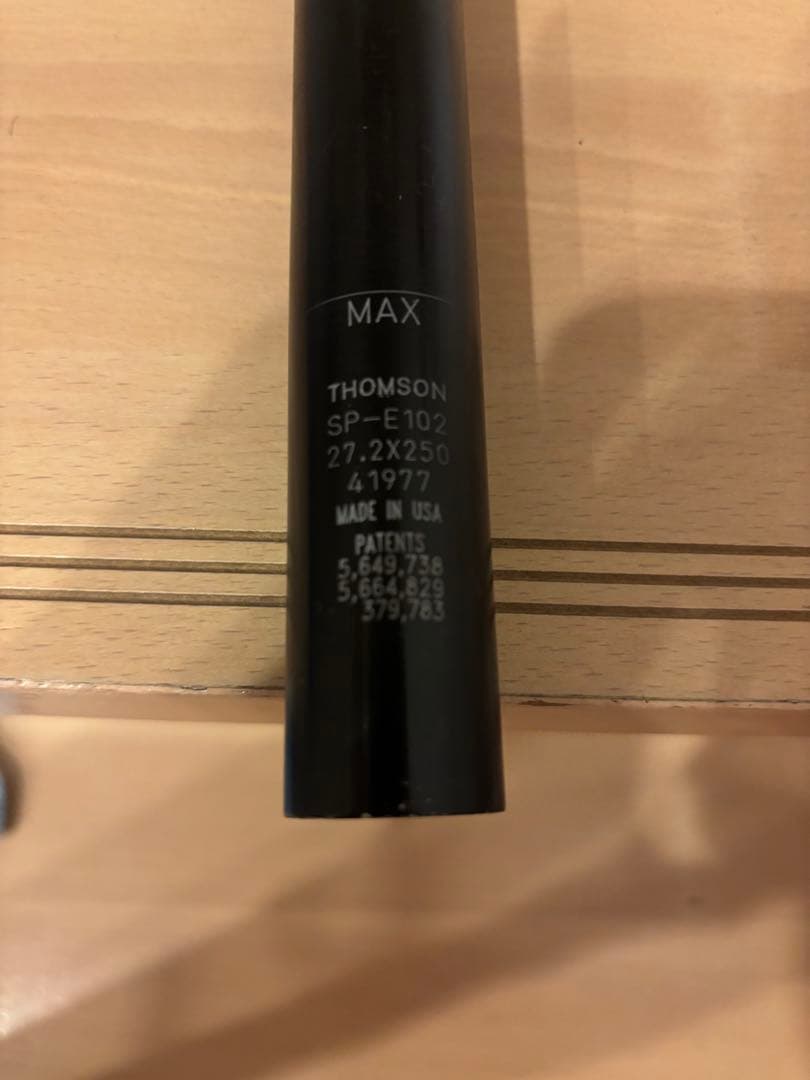 トムソン　シートポスト　27.2