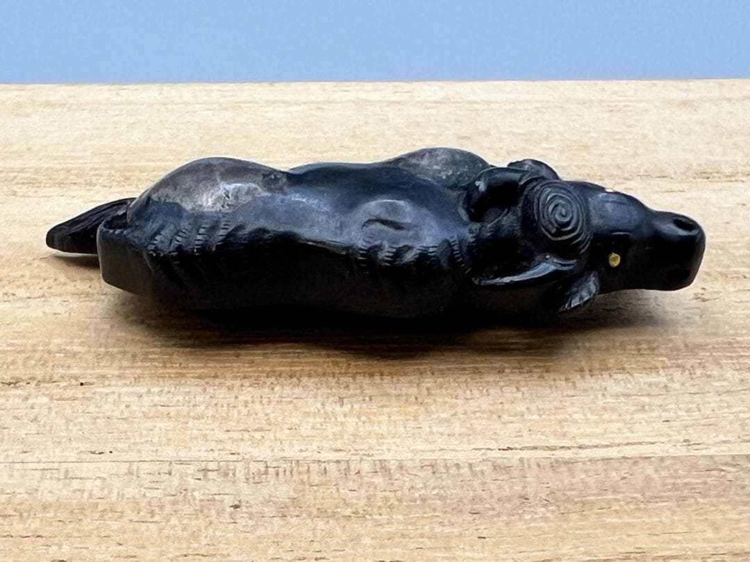 【海】江戸明治期　牛形　手彫　目貫　金具　金目　銅製鍍金　骨董品