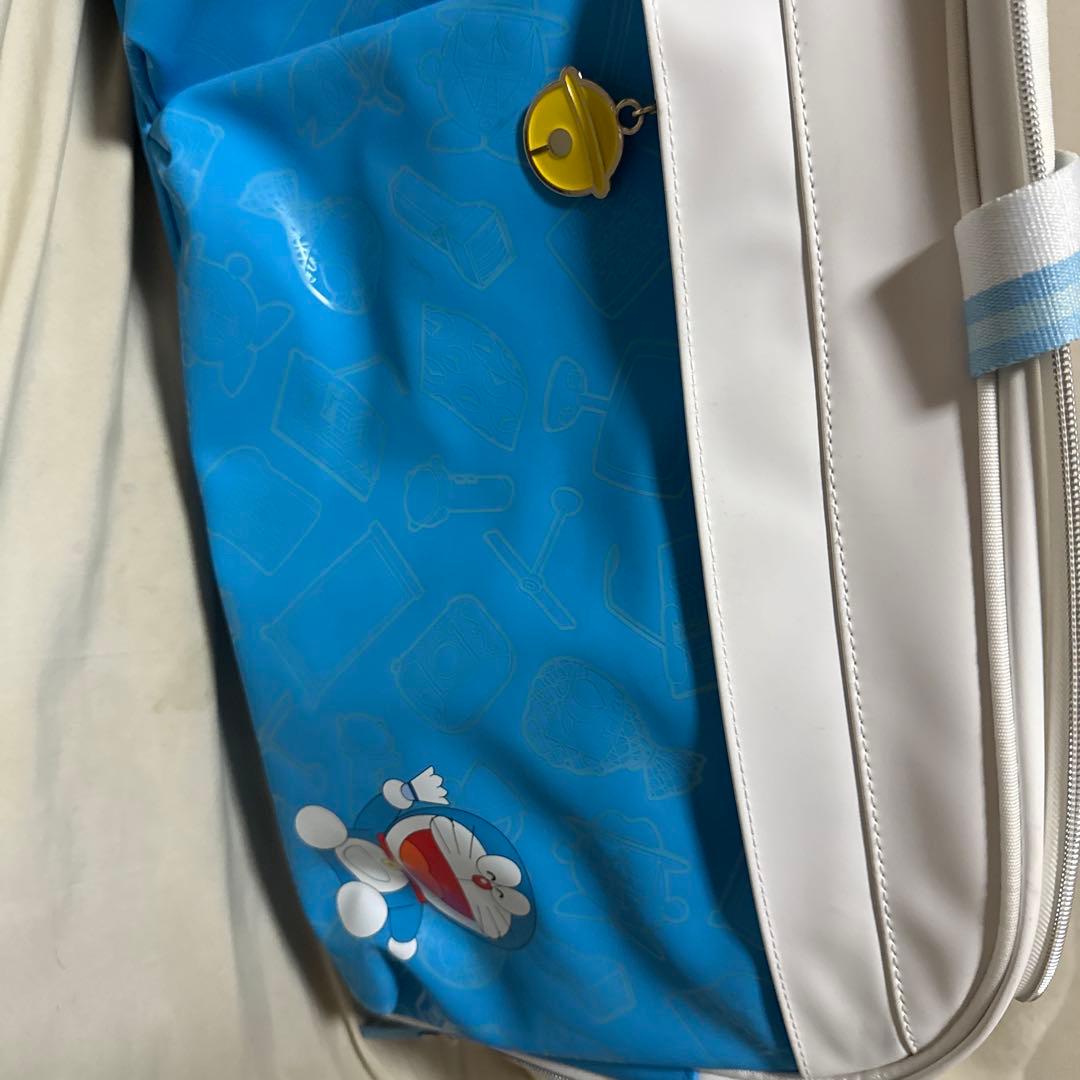 Victor バドミントンラケットバック　ドラえもんコラボ