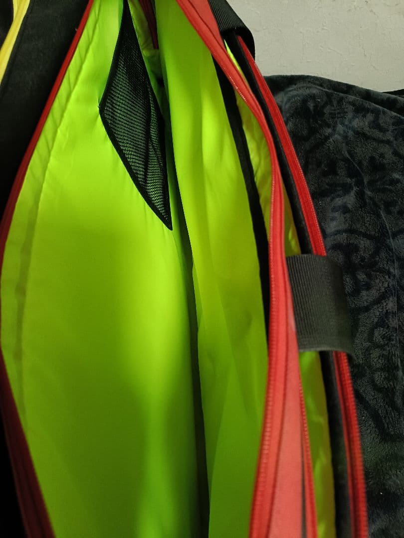 美品　YONEX ヨネックス　プロシリーズ　92031W ラケットバッグ　レア！