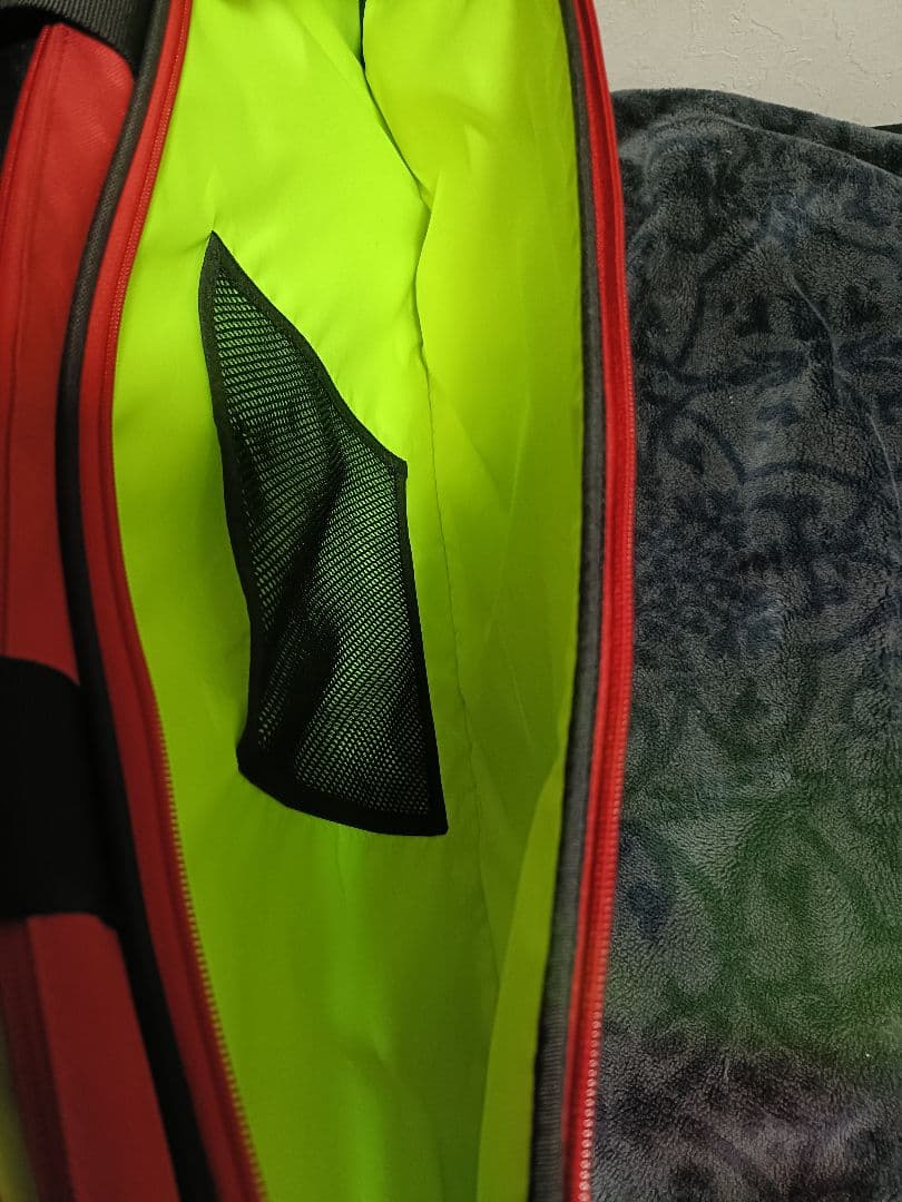 美品　YONEX ヨネックス　プロシリーズ　92031W ラケットバッグ　レア！