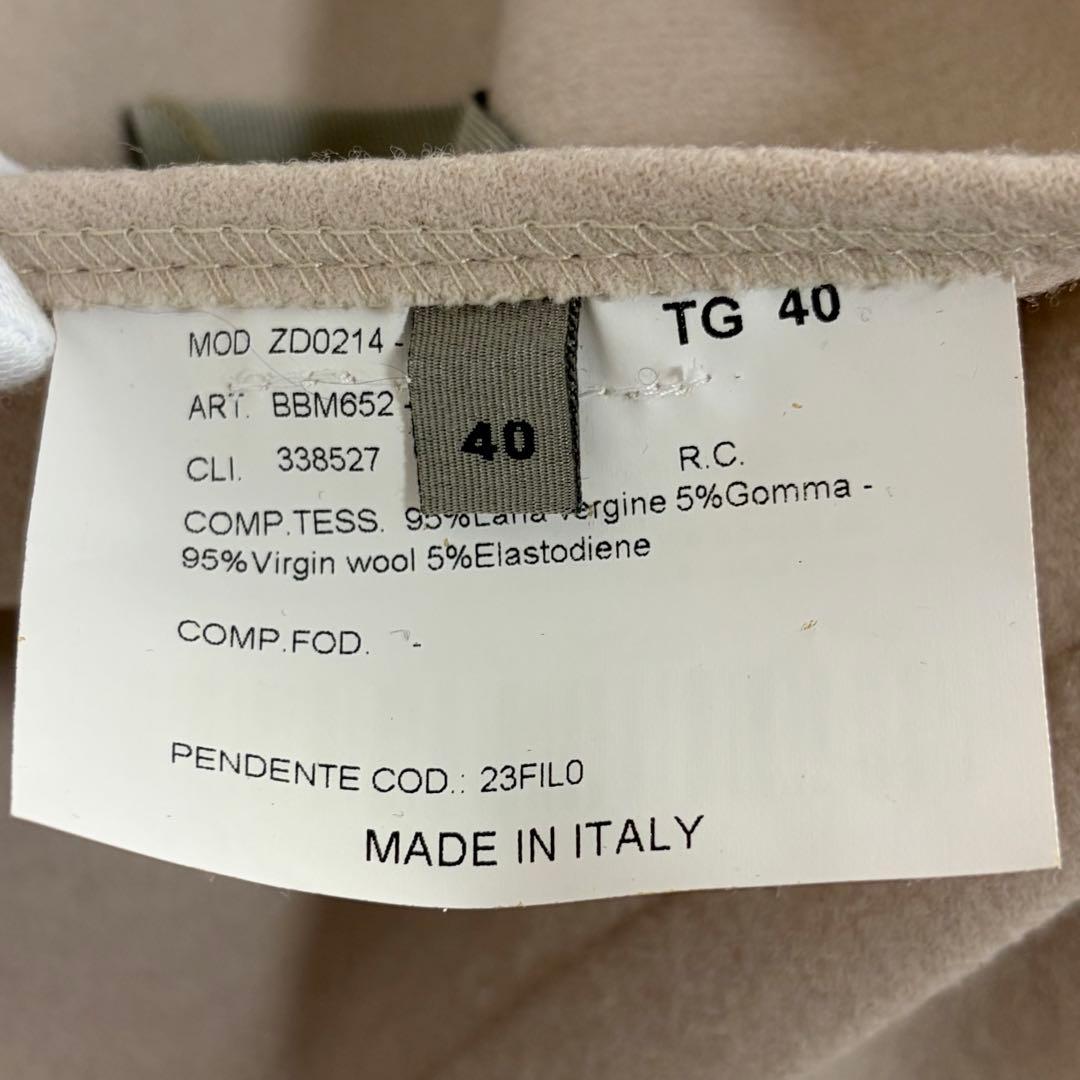 ☆美品☆ボリオリ　ウールテーラードジャケット　銀ボタン　オフホワイト　イタリア製