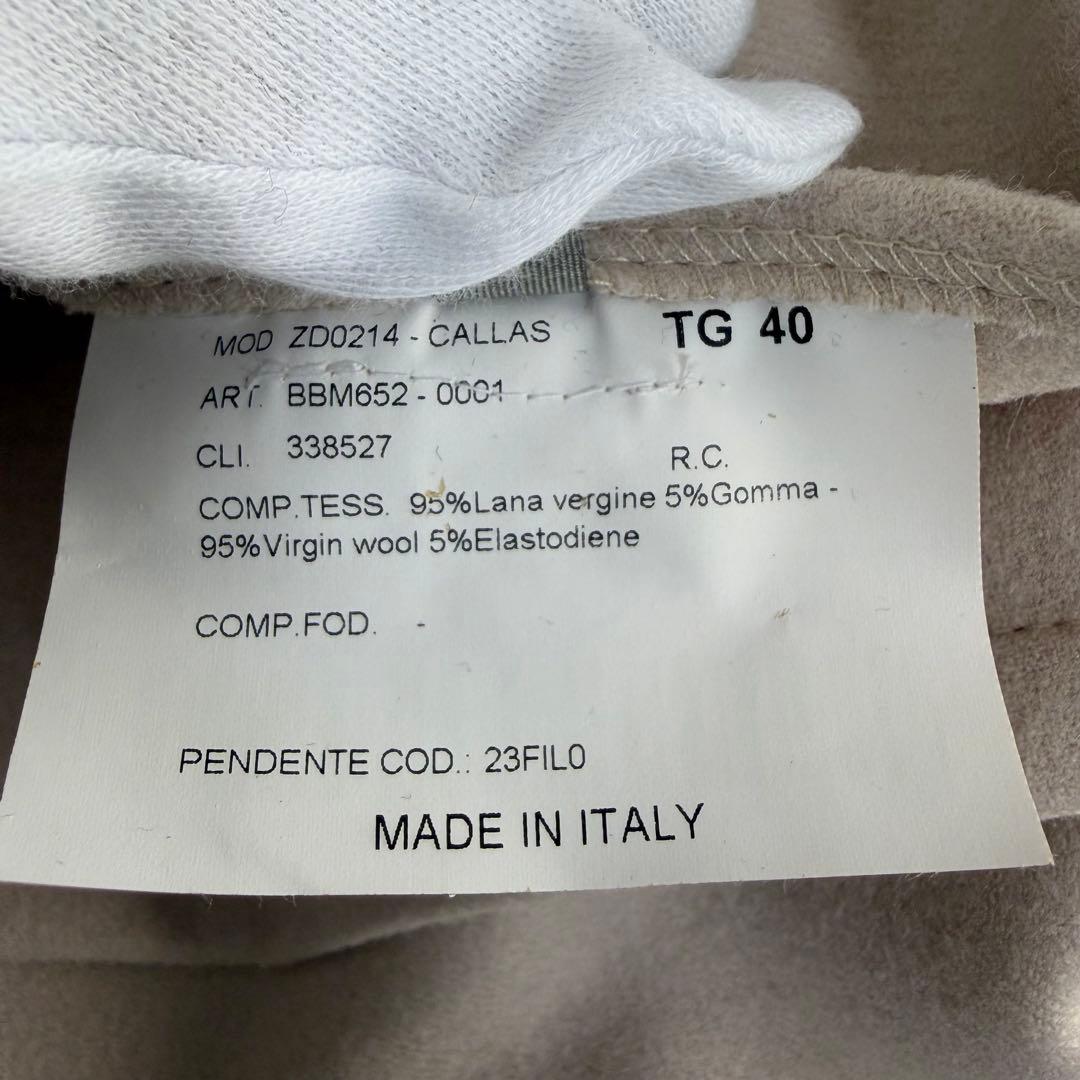 ☆美品☆ボリオリ　ウールテーラードジャケット　銀ボタン　オフホワイト　イタリア製