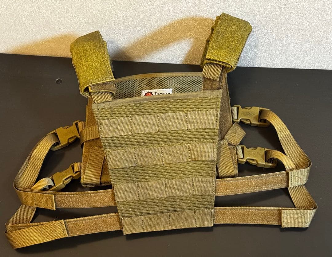 田村装備開発　UCR-R コヨーテ　チェストリグ　プレートキャリア　実物　mp5